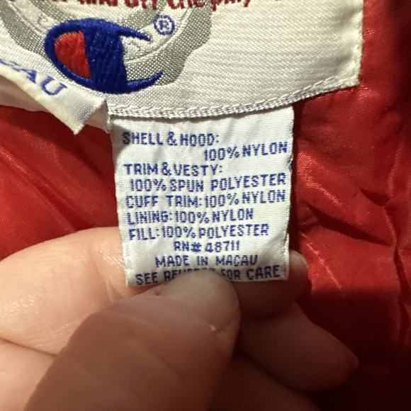 Champion Vintage NHL Detroit Red Wings Logo Embroidered Jacket Large Very Warm - Picture 15 of 16